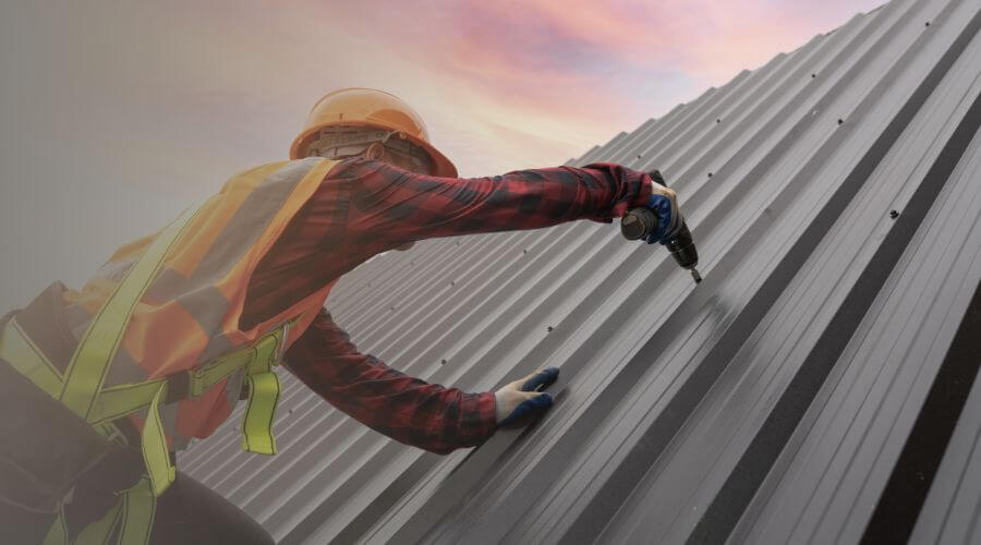 Professional gutter cleaning in Cortland, NE